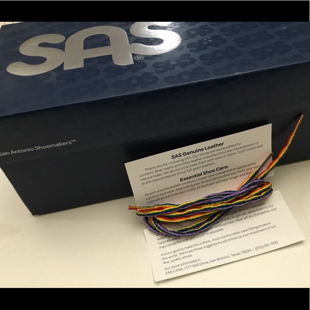 SAS Shoelaces San Antonio Shoemakers 36” Multi-Colored Rainbow Laces